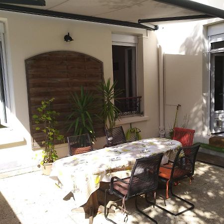 Cosy Rare 2 Bedroom Apartment Around A Private Garden Neuilly-sur-Seine Exterior photo